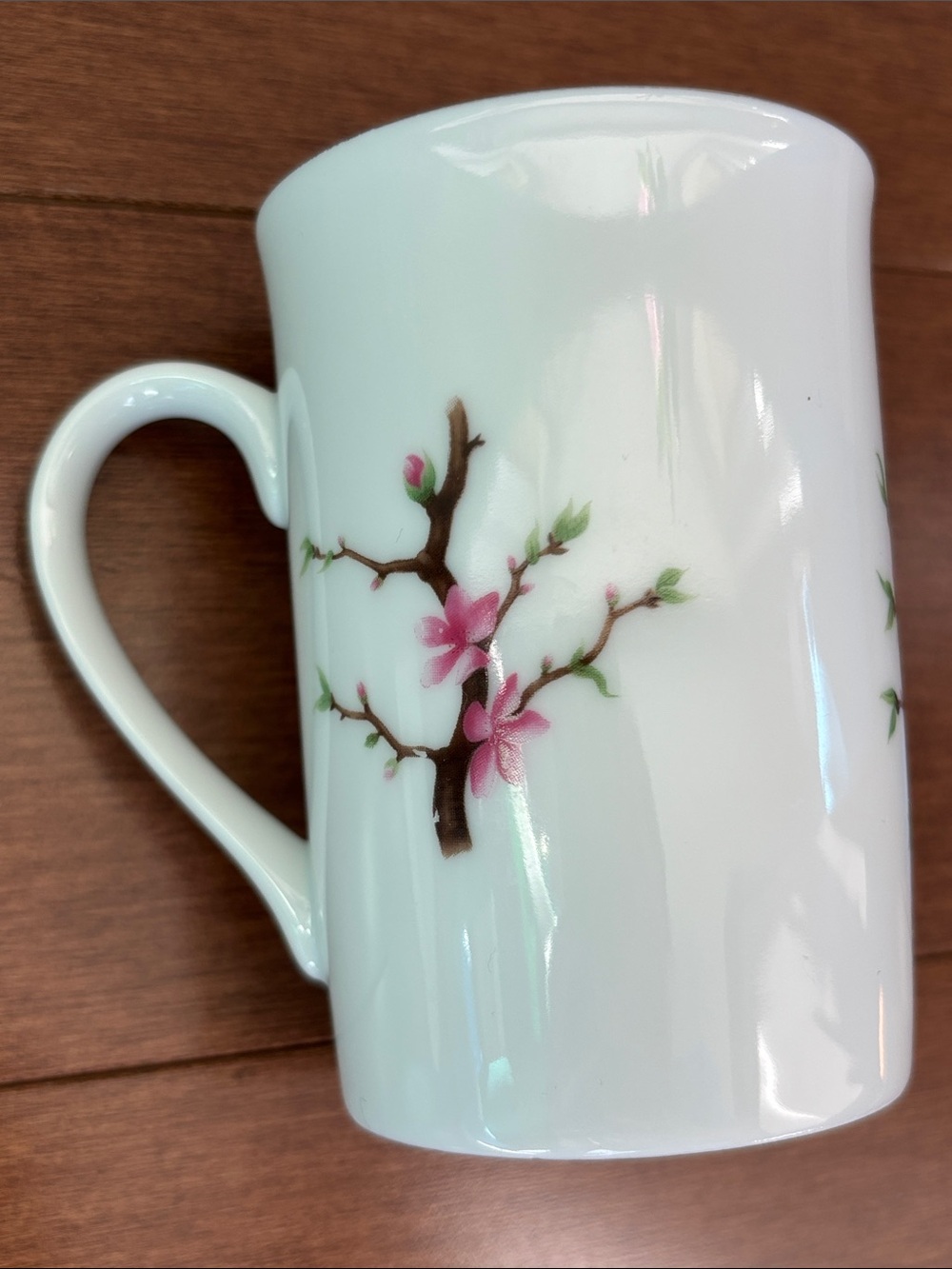 🍀3 for $25🍀 Otagiri Japan ceramic mug featuring a hummingbird family. - Picture 2 of 4